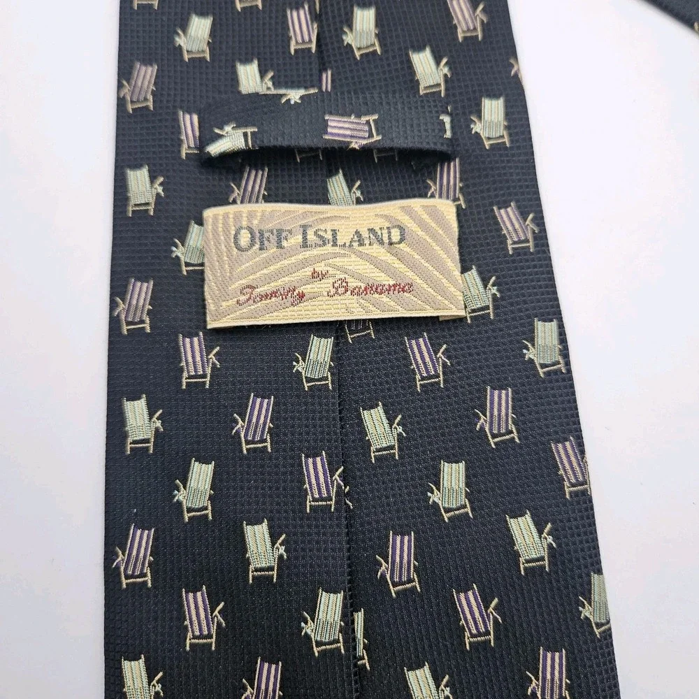 Tommy Bahama Off Island Necktie Mens TieBlack Silk Deck Chair Beach‎ Pattern
